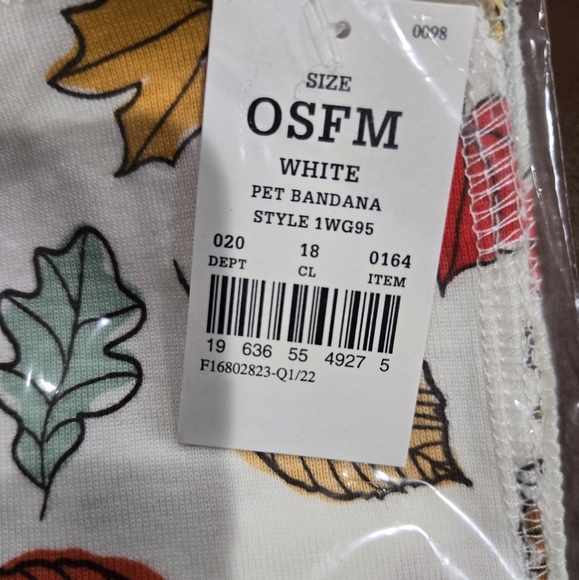 NWT! Pet Hyde & EEK! Boutique Fall Leaf Print  Bandana - Picture 4 of 5